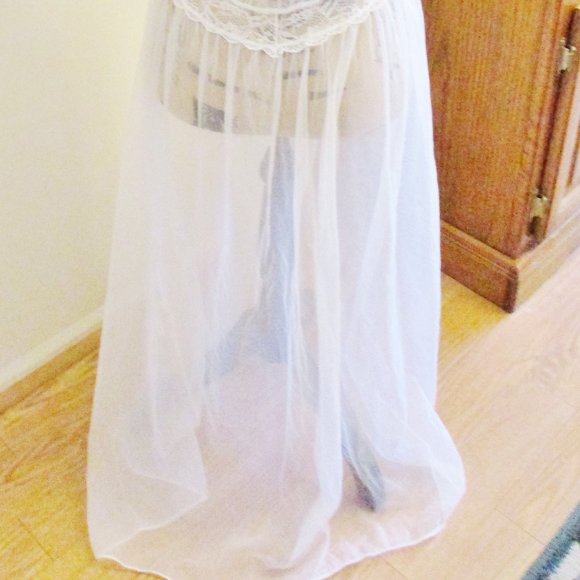Vintage Val Mode Women's Negligee Peignoir Robe White Lace Bodice w/Tie Close, M - Picture 8 of 14